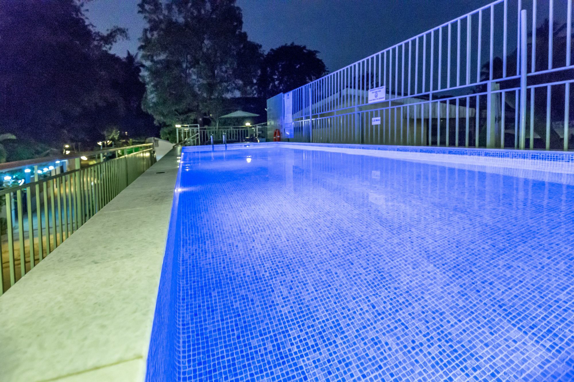 Sky View Hotel Yangon Ngoại thất bức ảnh