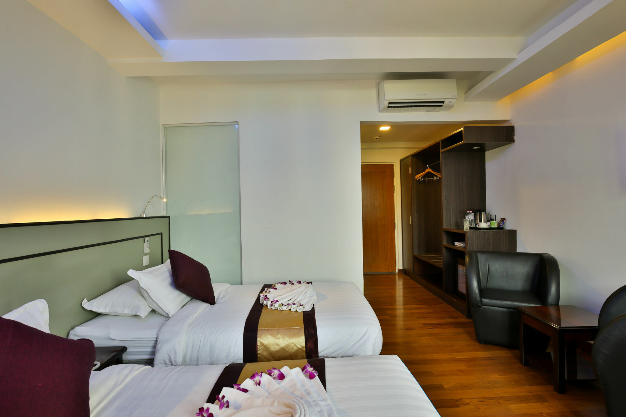 Sky View Hotel Yangon Ngoại thất bức ảnh